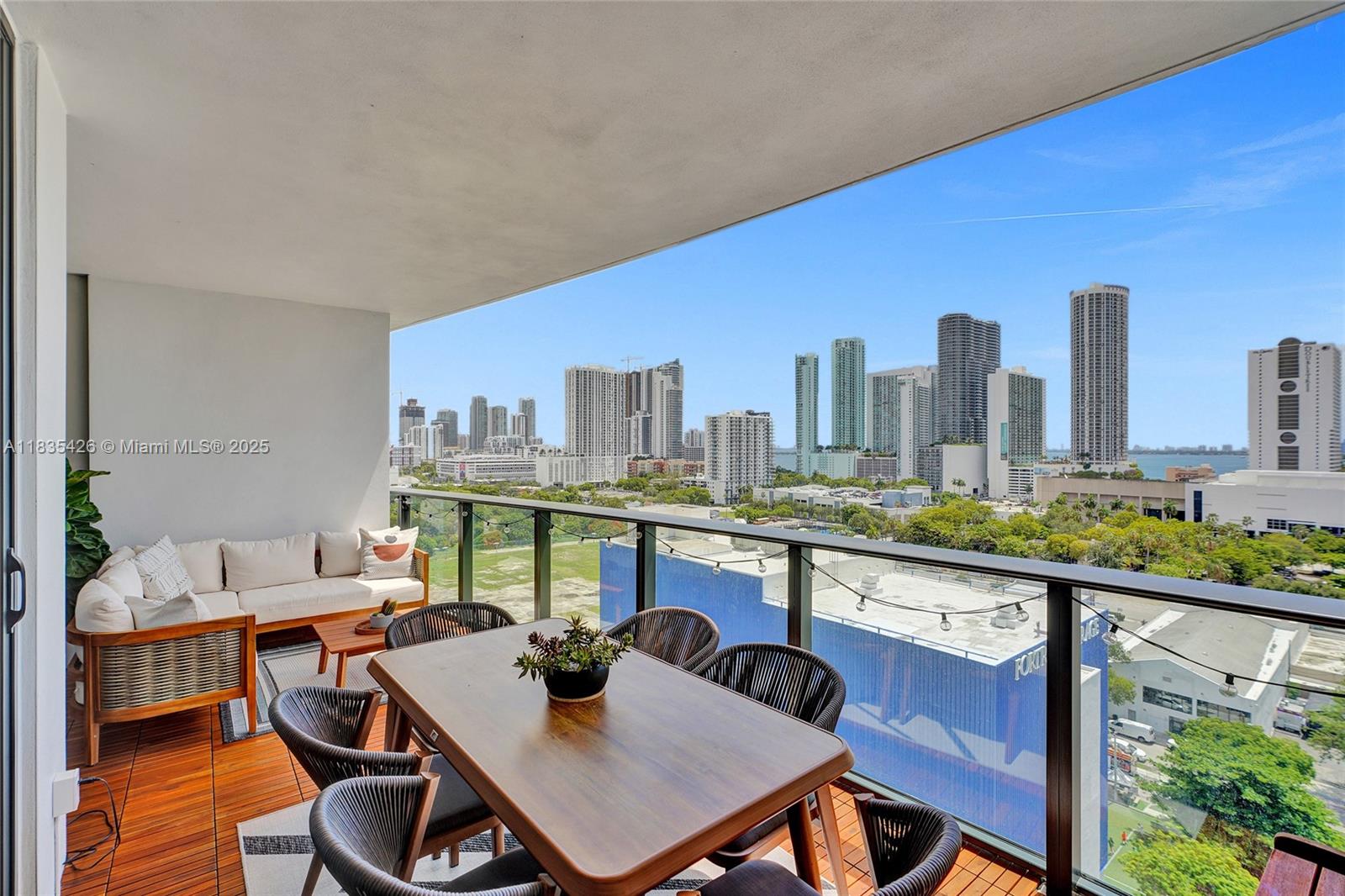 1600 NE 1st Ave 1105 #1105 Miami FL