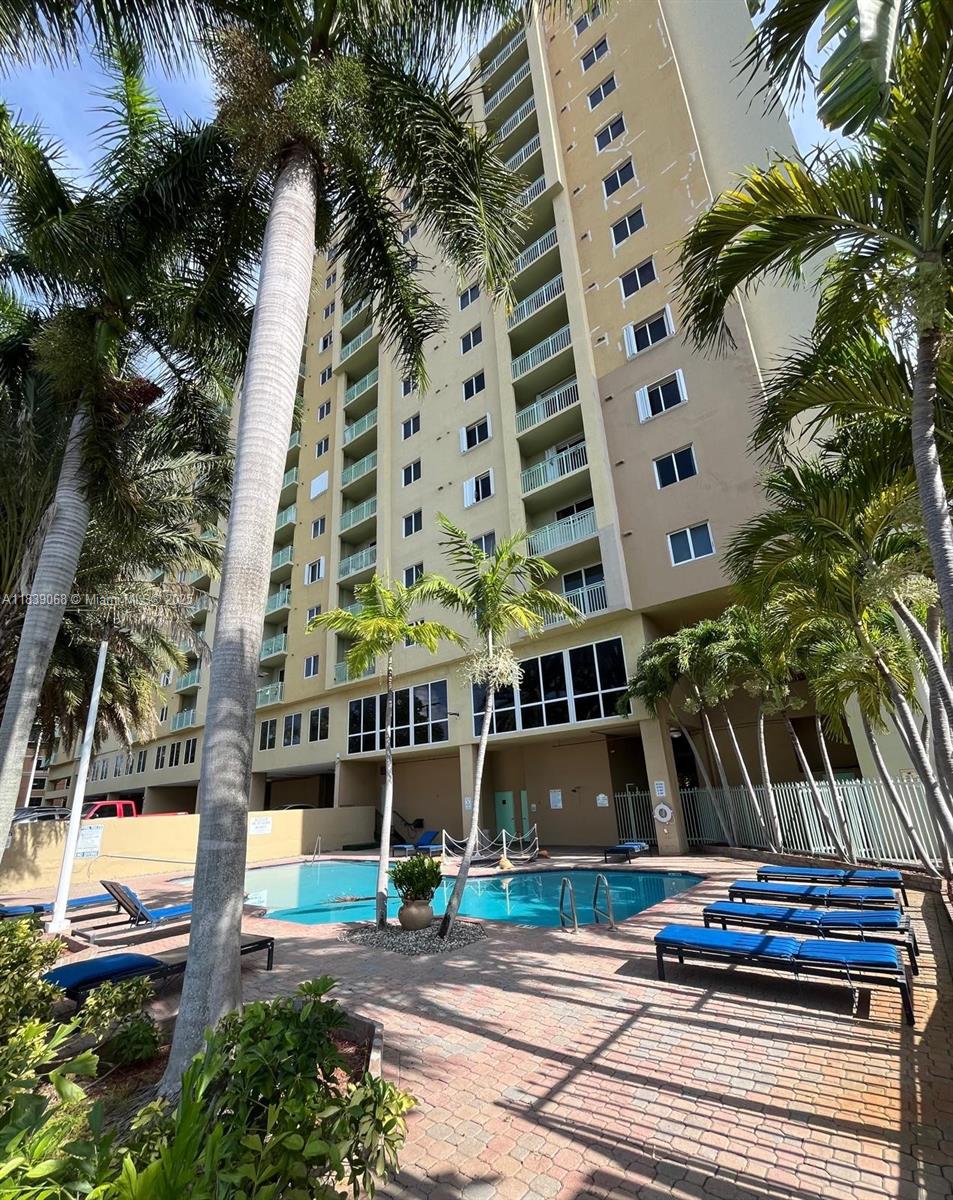 3500 Coral Way 913 #913 Miami FL