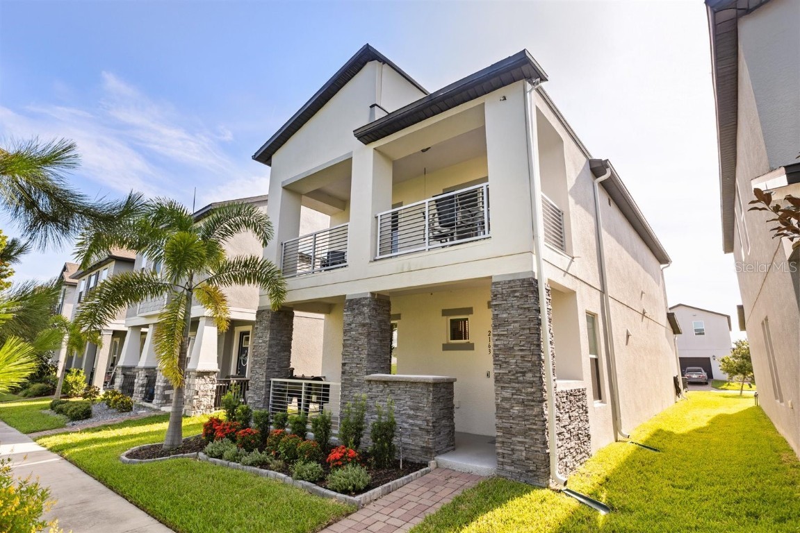 2163 WHITE FEATHER LOOP Oakland FL