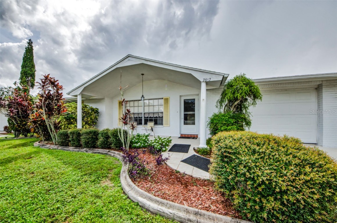 7812 CHERRYTREE LANE New Port Richey FL