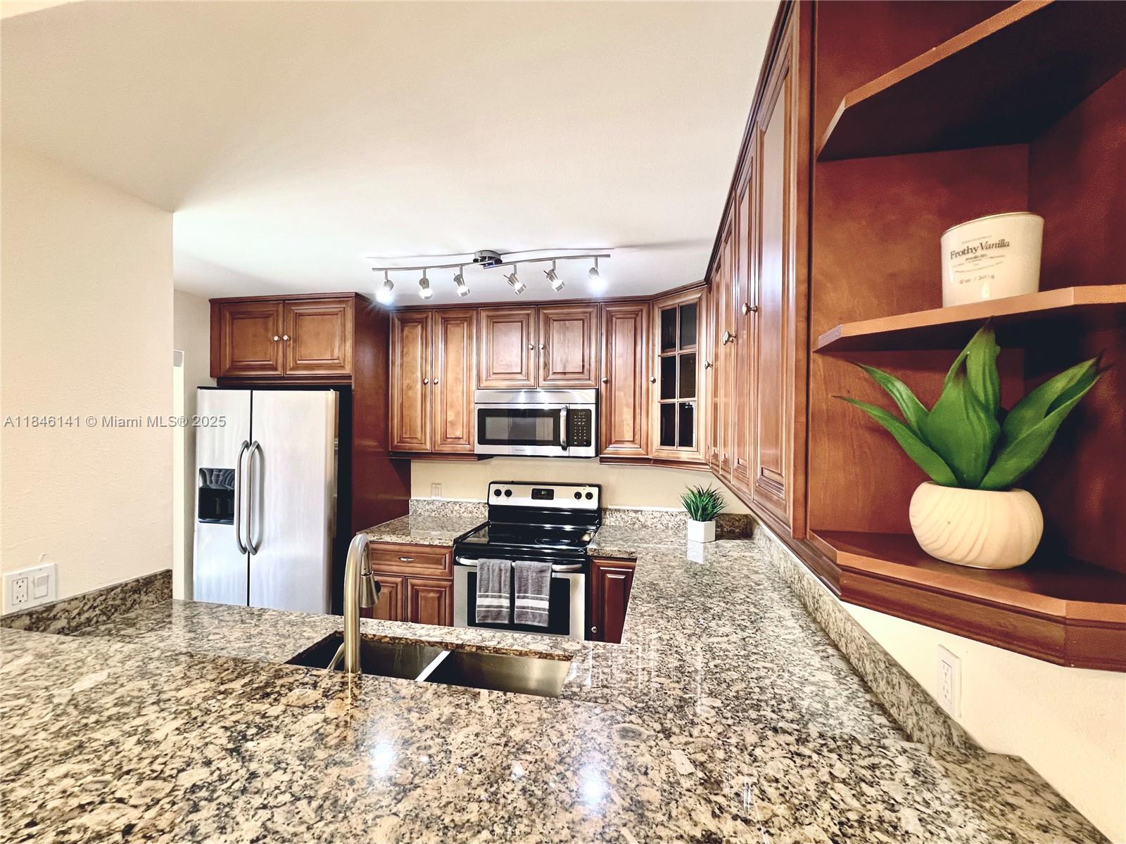 182 Charter Way West Palm Beach FL