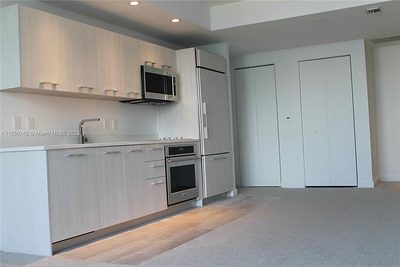 45 SW 9th St 2809 #2809 Miami FL