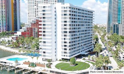 200 SE 15th Rd 4E #4E Miami FL