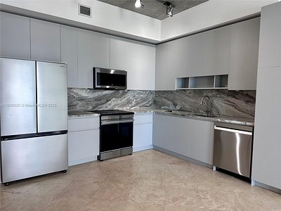 2275 NE Biscayne Blvd PH102 #PH102 Miami FL