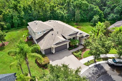 10015 HAZELNUT COURT Tampa FL