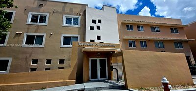 55 E 4th St 104 #104 Hialeah FL