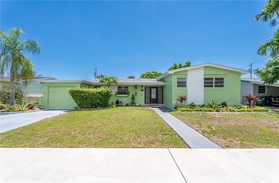 9390 Dominican Dr Cutler Bay FL