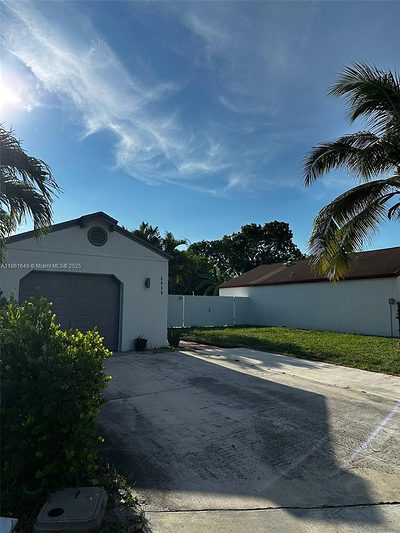 2450 SW 85th Ave Miramar FL