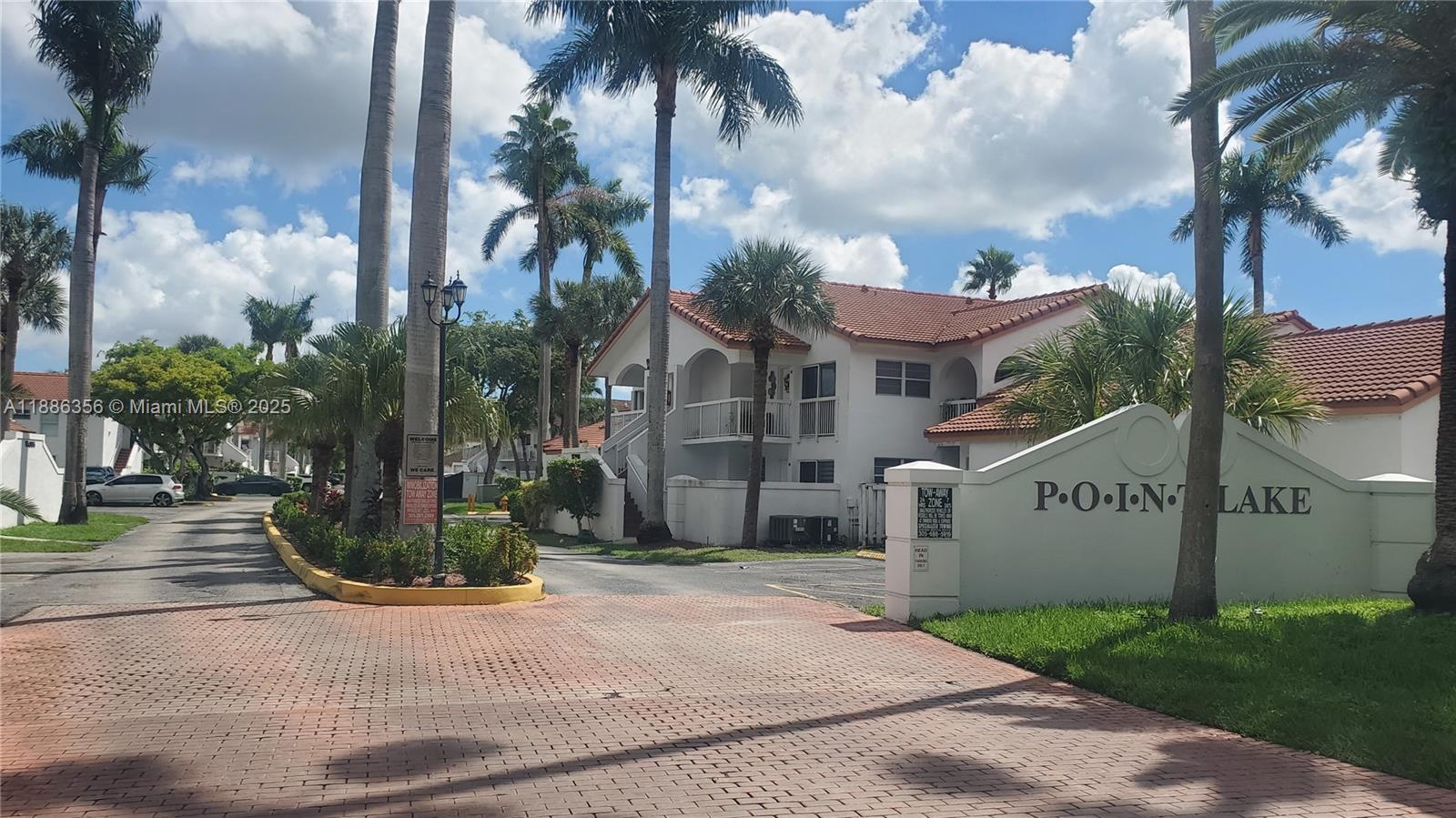 15350 SW 76th Ter 106 #106 Miami FL