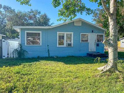 1776 28TH AVENUE N St Petersburg FL
