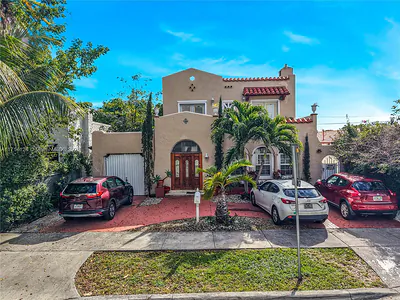 1678 SW 11th St Miami FL
