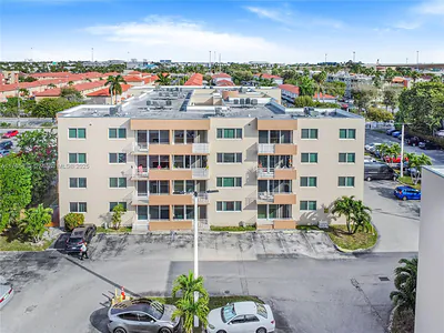 8050 NW 8th St 1409 #1409 Miami FL