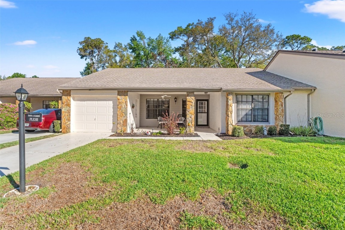 6652 BRAMBLELEAF DRIVE Spring Hill FL