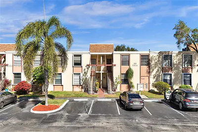 7311 NW 18th St 204 #204 Margate FL
