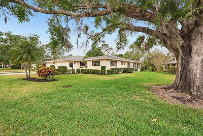 7094 FAIRWAY BEND CIRCLE 7094 #7094 Sarasota FL