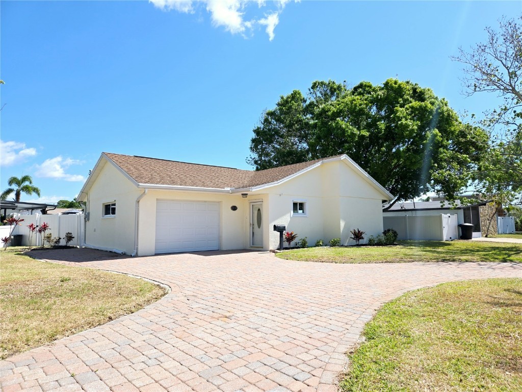 8719 SUNLIT COVE DRIVE NE St Petersburg FL