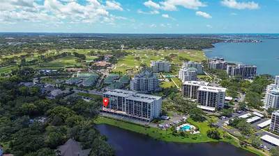 220 BELLEVIEW BOULEVARD 104 #104 Belleair FL
