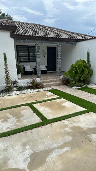 1218 NW 41st St Miami FL