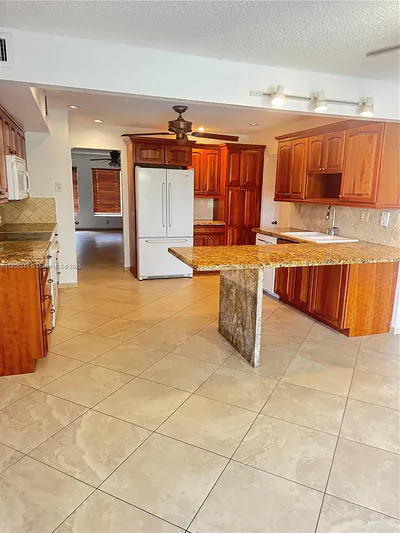 3111 Coral Springs Dr 215 #215 Coral Springs FL