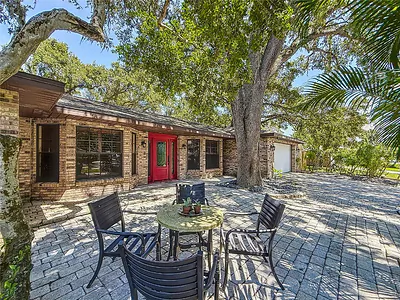 2439 MADRID AVENUE Safety Harbor FL