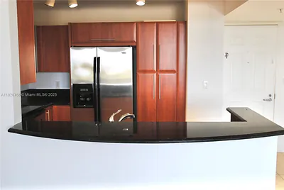 3232 SW 22nd Ter 1008 #1008 Miami FL