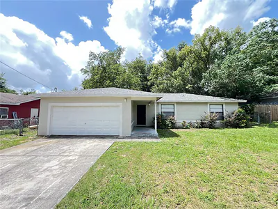 109 E OSCEOLA STREET Minneola FL