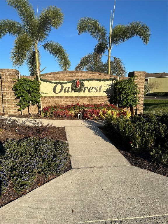 753 CRESTING OAK CIRCLE 124 #124 Orlando FL