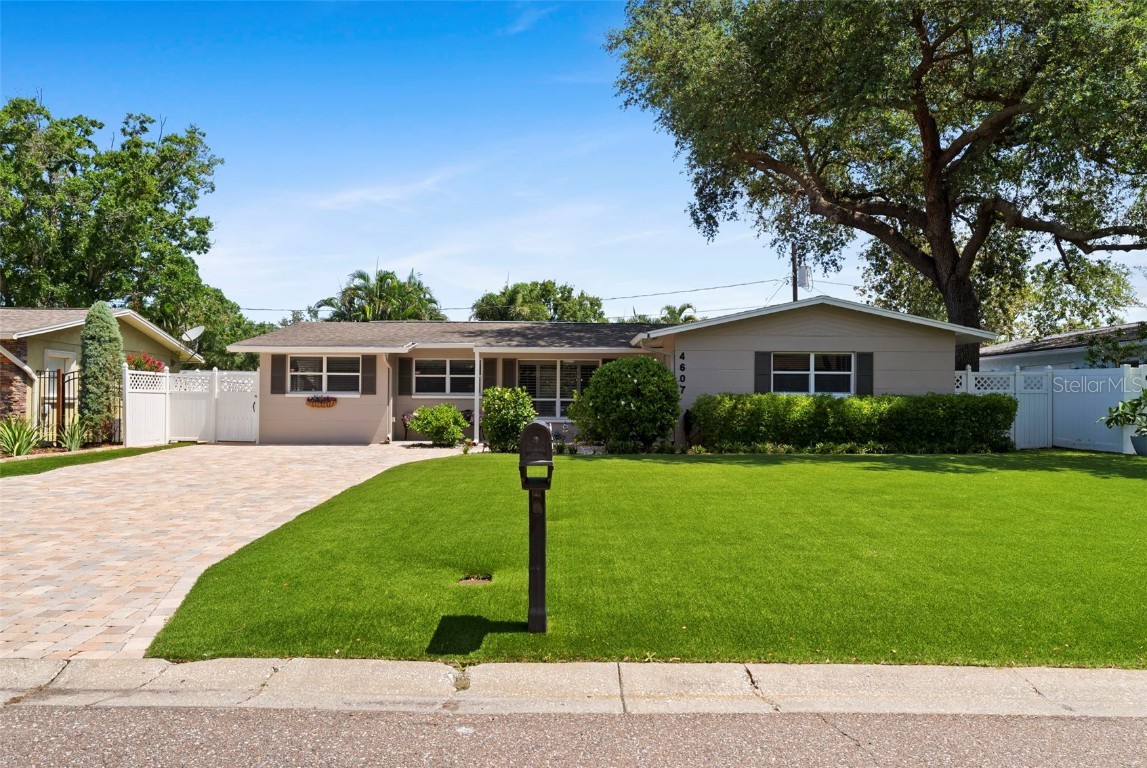 4607 W CLIFFORD STREET Tampa FL