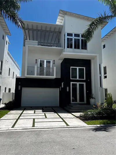 8286 NW 33rd Ter 8286 #8286 Doral FL