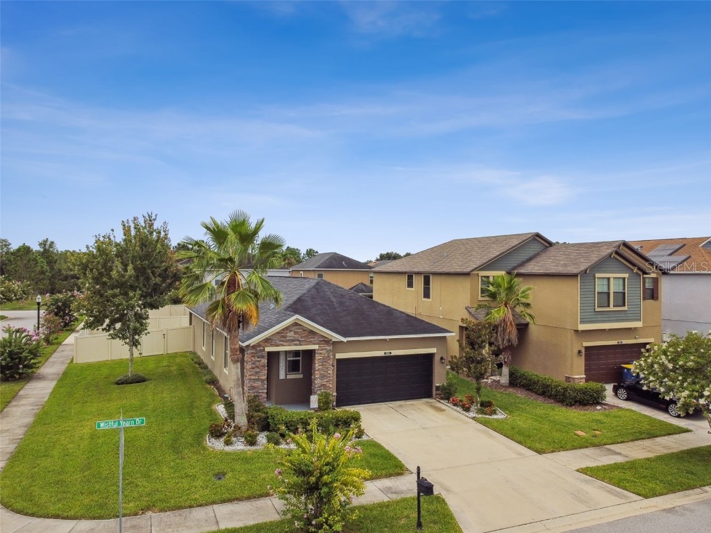 21005 WISTFUL YEARN DRIVE Land O Lakes FL