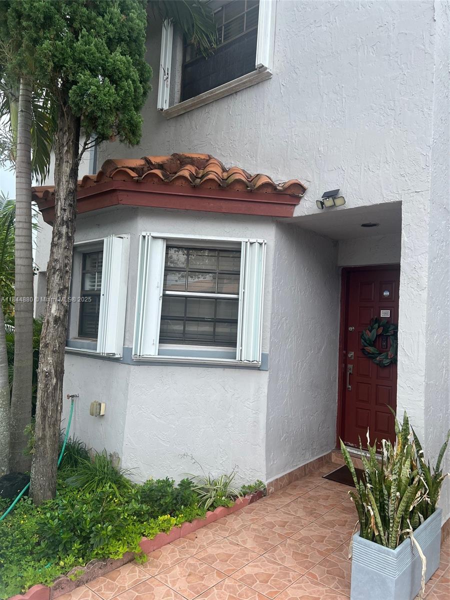 15410 SW 74th Cir Ct 1302 #1302 Miami FL