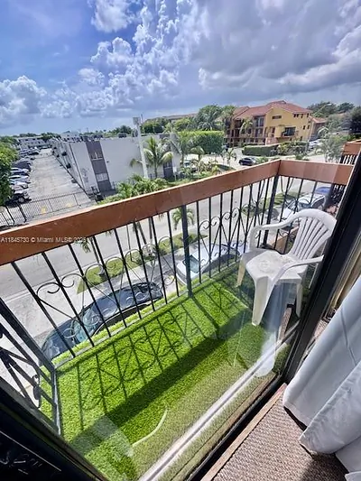 5625 W 26th Ct 205 #205 Hialeah FL
