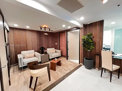40 SW 13th Street 904 #904 Miami FL