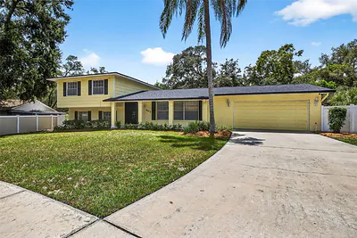 401 WOODCREST ROAD Brandon FL