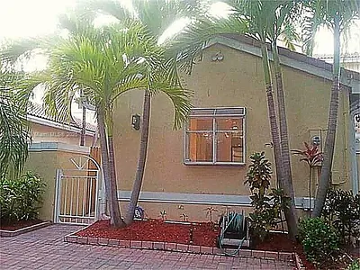 1544 Weeping Willow Way Hollywood FL