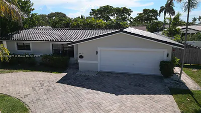 4431 NE 28th Ave Lighthouse Point FL