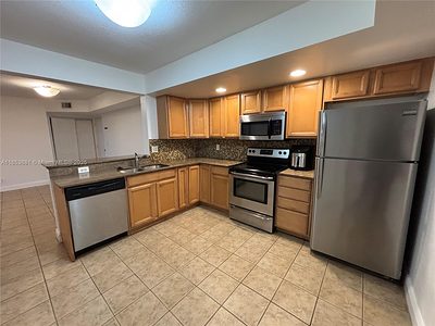 5761 Riverside Dr 105B4 #105B4 Coral Springs FL