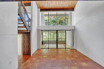 19208 NE 25th Ave 303D #303D Miami FL