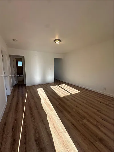 2891 NW 13th Ct 2 #2 Fort Lauderdale FL