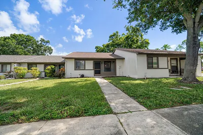 2165 CORBIN PLACE E #E Palm Harbor FL