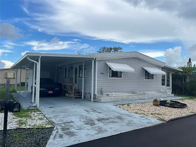 908 JOLANDA CIRCLE Venice FL