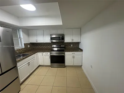 11930 NE 19th Dr 16 #16 North Miami FL