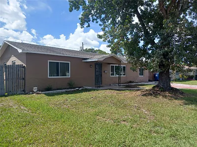 6250 16TH STREET N St Petersburg FL