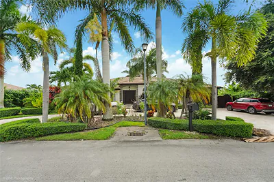 19880 SW 134th Ave Miami FL