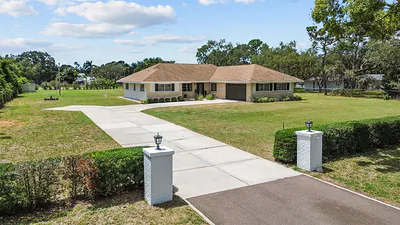 13198 98TH AVENUE Seminole FL