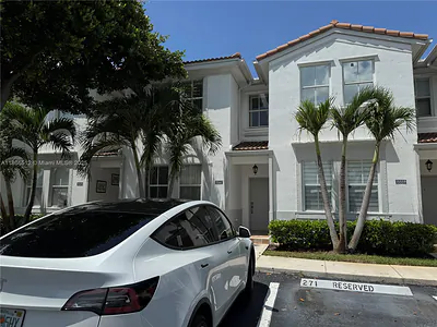 15567 SW 40th St 272 #272 Miramar FL