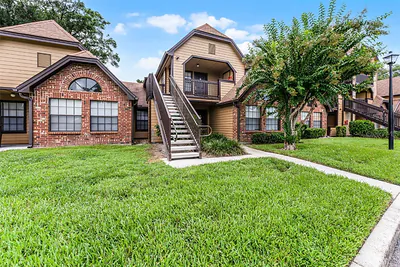 415 LAKEPOINTE DRIVE 207 #207 Altamonte Springs FL