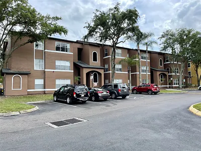 4560 COMMANDER DRIVE 1321 #1321 Orlando FL