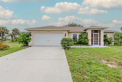 1404 CURTIS AVENUE S Lehigh Acres FL