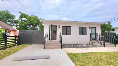 681 NW 30th St A #A Miami FL